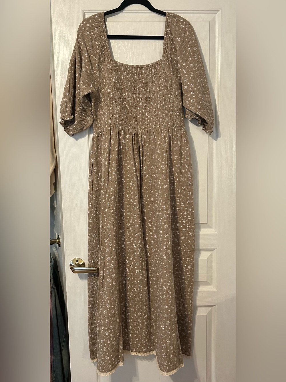 Neuflora Loveland Dress Brown Floral - Picture 5 of 5